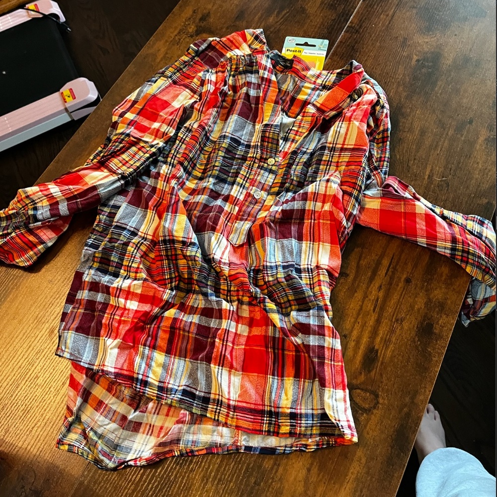 Long Sleeve ¾ Button Up Flannel (Size M)